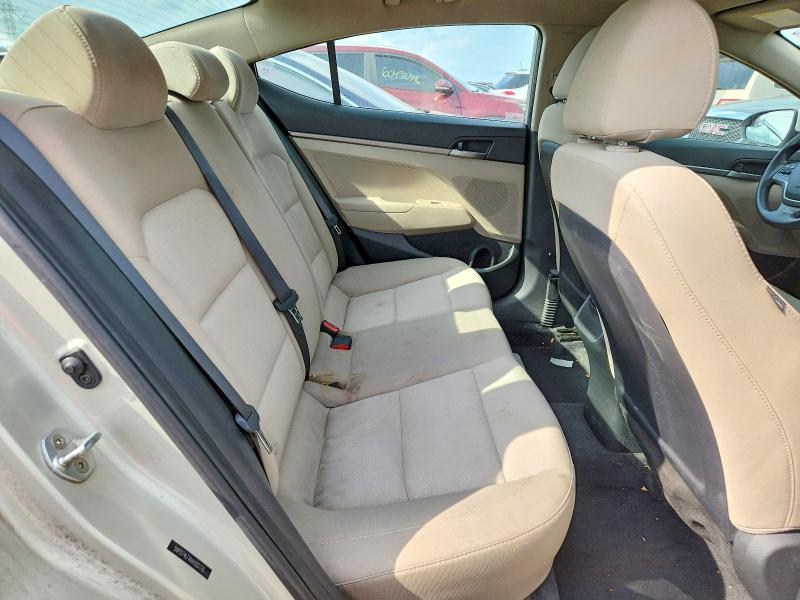 60513896 :رقم المزاد ، 5NPD74LFXHH182776 vin ، 2017 Hyundai Elantra مزاد بيع