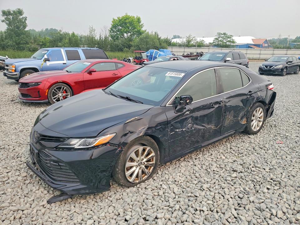 61515806 :رقم المزاد ، JTNB11HK8J3016265 vin ، 2018 Toyota Camry مزاد بيع