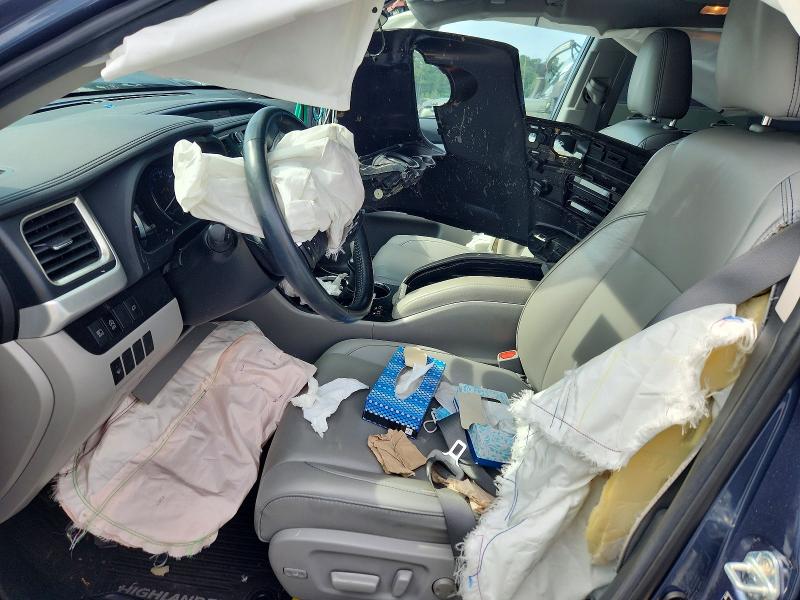 Продаж на аукціоні авто 2019 Toyota Highlander, vin: 5TDKZRFH4KS350795, номер лоту: 60039316