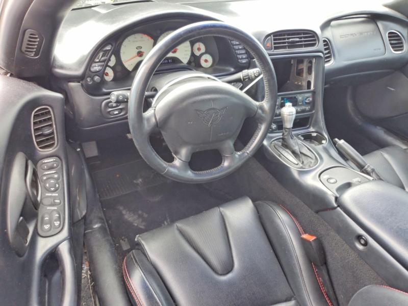 61109446 :رقم المزاد ، 1G1YY22G3Y5132744 vin ، 2000 Chevrolet Corvette مزاد بيع