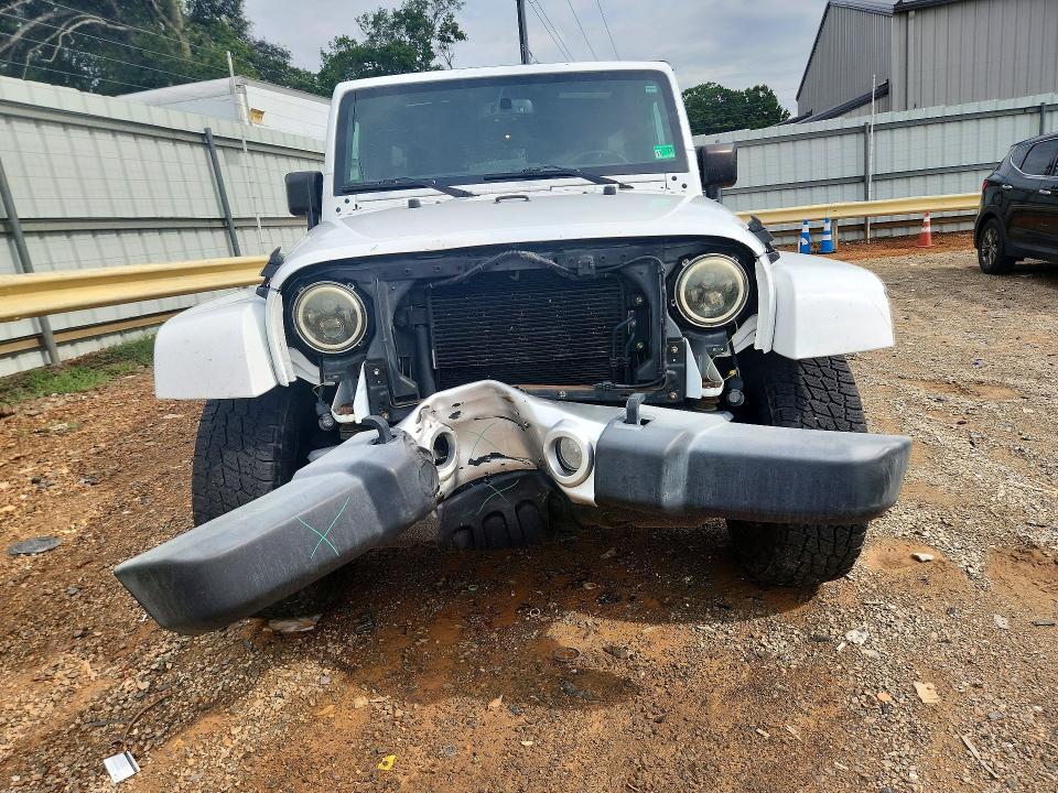 2017 Jeep Wrangler Unlimited მანქანა იყიდება აუქციონზე, vin: 1C4BJWEG6HL581707, აუქციონის ნომერი: 61221966