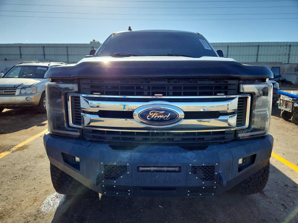 62870636 :رقم المزاد ، 1FT7W2BT8KEC16877 vin ، 2019 Ford F250 مزاد بيع