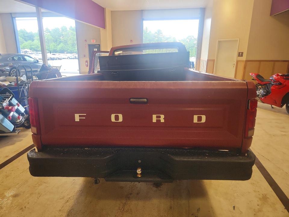 62234916 :رقم المزاد ، 1FTDF15Y4FLA57328 vin ، 1985 Ford F150 مزاد بيع
