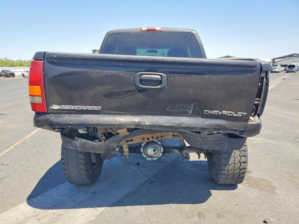 60830876 :رقم المزاد ، 2GCEC19TXY1113714 vin ، 2000 Chevrolet Silverado مزاد بيع