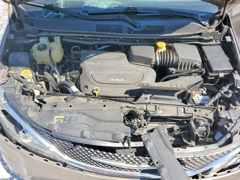 Продажа на аукционе авто 2017 Chrysler Pacifica, vin: 2C4RC1BG6HR553560, номер лота: 61139786