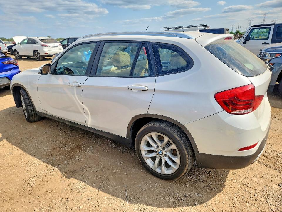 62502066 :رقم المزاد ، WBAVL1C50FVY39889 vin ، 2015 Bmw X1 مزاد بيع