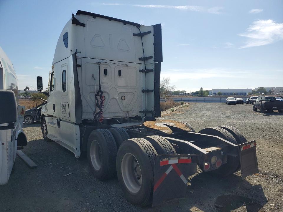 2022 Freightliner Cascadia 126 მანქანა იყიდება აუქციონზე, vin: 3AKJHHDR1NSMT3737, აუქციონის ნომერი: 62614876
