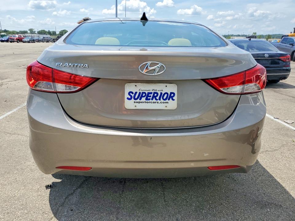 Продажа на аукционе авто 2013 Hyundai Elantra, vin: 5NPDH4AE8DH442318, номер лота: 58688376