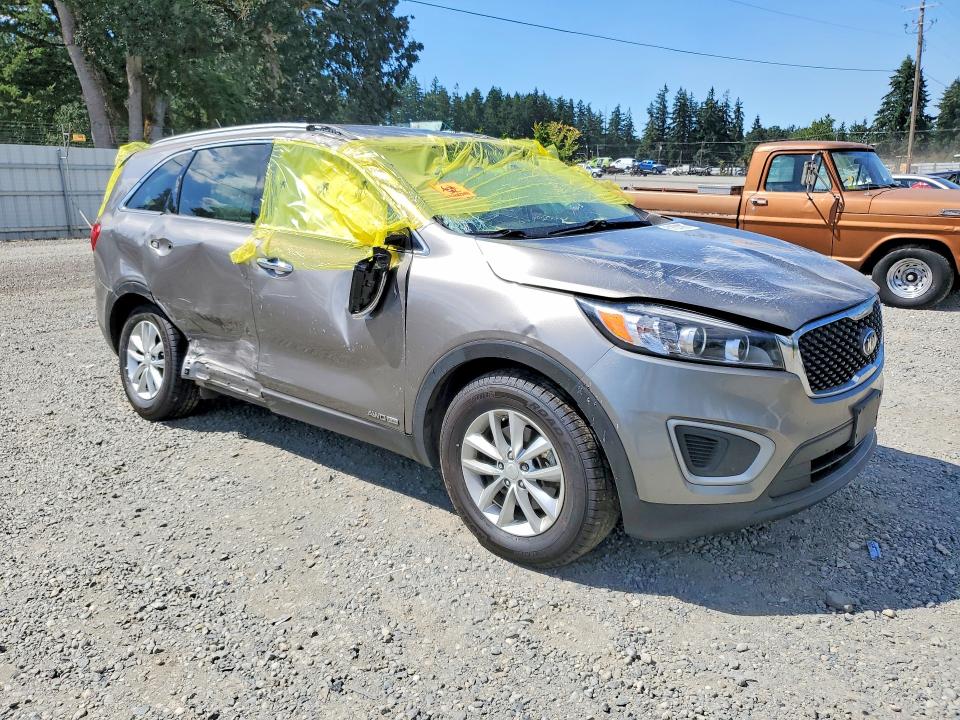 2017 Kia Sorento მანქანა იყიდება აუქციონზე, vin: 5XYPGDA52HG209080, აუქციონის ნომერი: 61634086