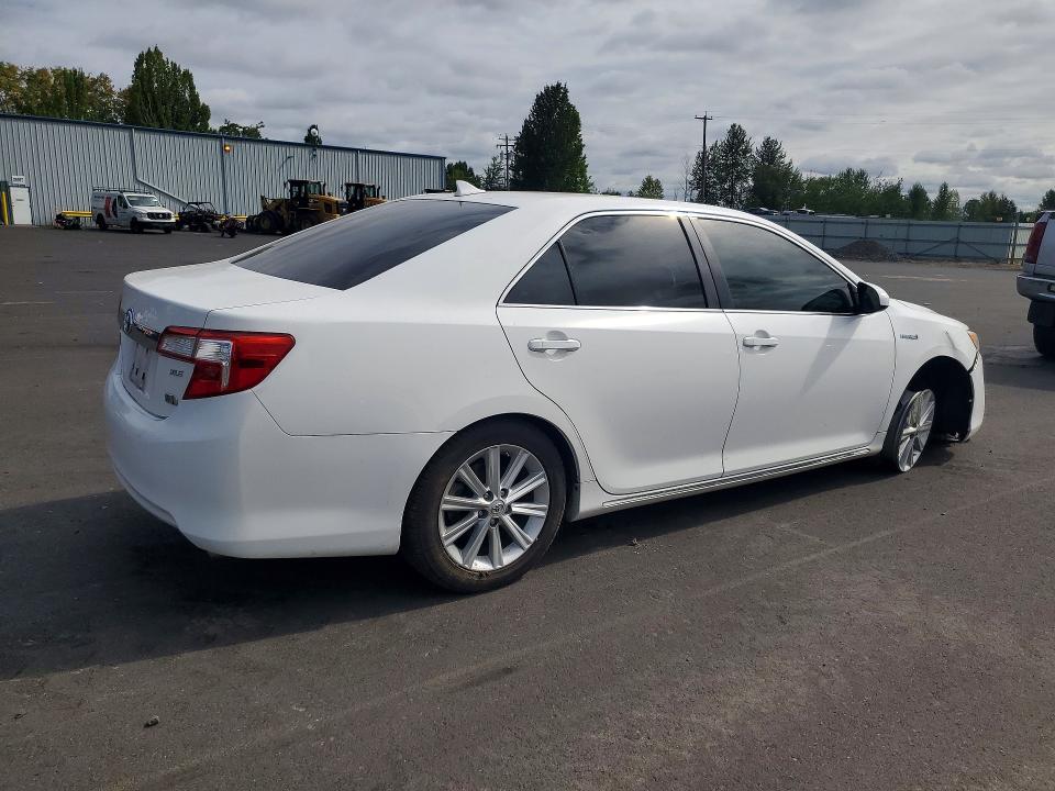 2012 Toyota Camry Hybrid მანქანა იყიდება აუქციონზე, vin: 4T1BD1FK5CU003660, აუქციონის ნომერი: 63053026