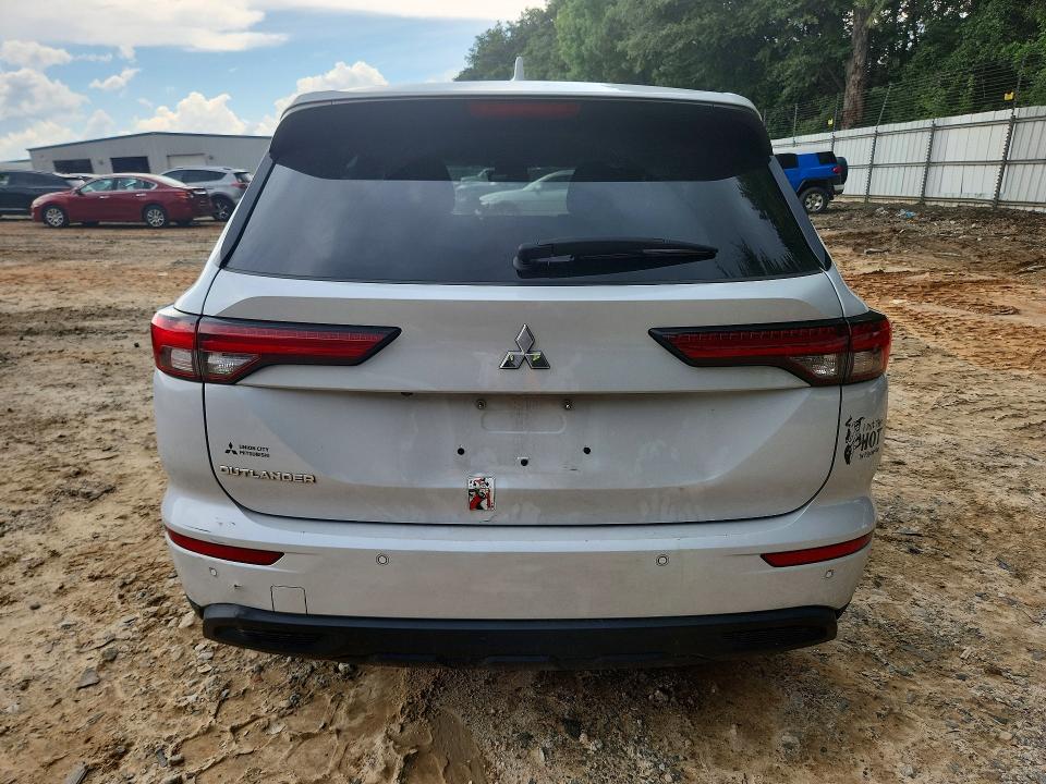 61432496 :رقم المزاد ، JA4J3TA89NZ083149 vin ، 2022 Mitsubishi Outlander مزاد بيع
