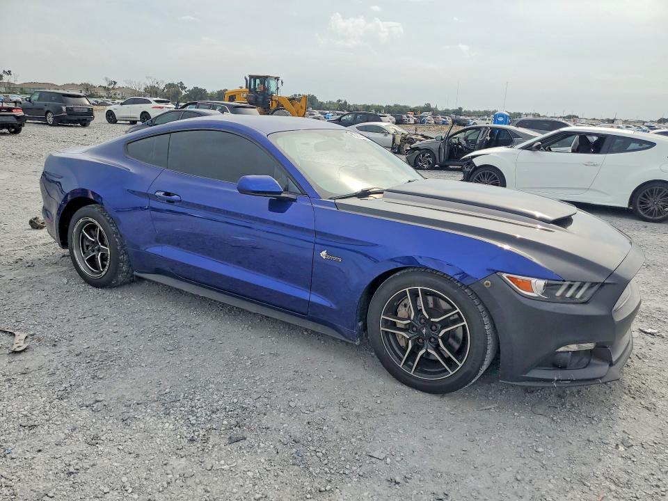 61280426 :رقم المزاد ، 1FA6P8CF2G5321805 vin ، 2016 Ford Mustang مزاد بيع