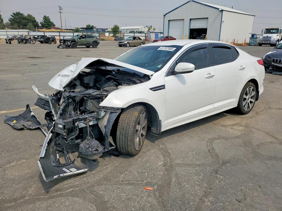 61767806 :رقم المزاد ، 5XXGM4A71FG418046 vin ، 2015 Kia Optima مزاد بيع