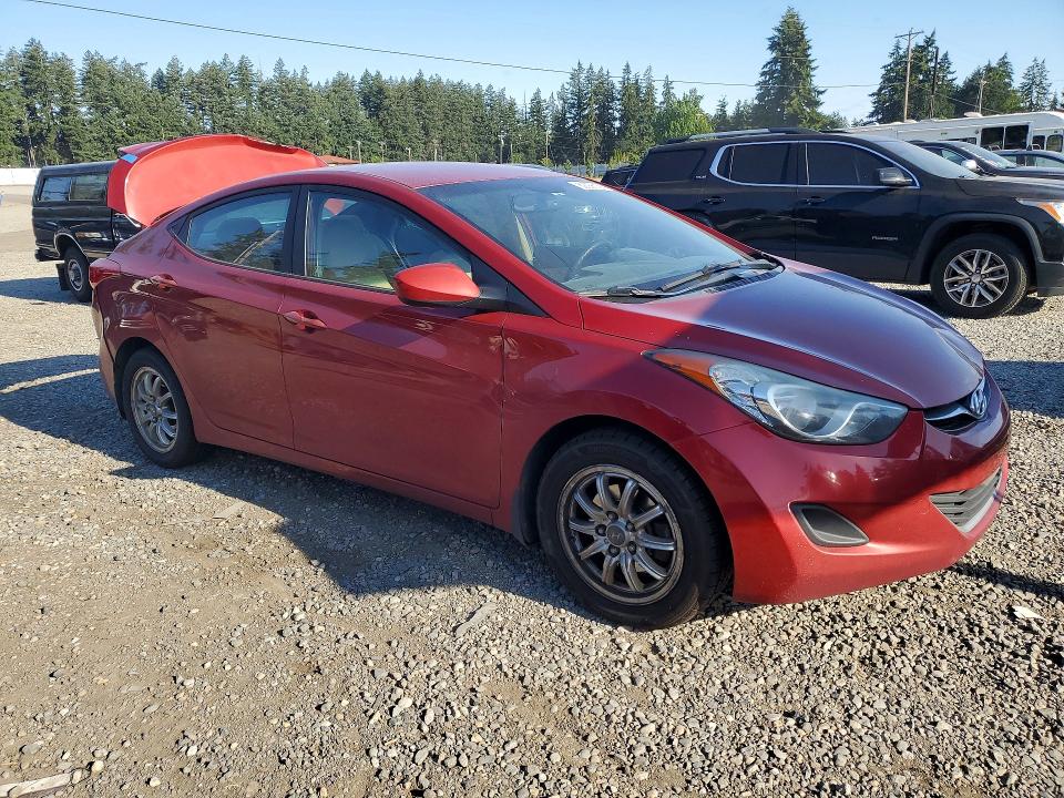 60056156 :رقم المزاد ، KMHDH4AE9DU638317 vin ، 2013 Hyundai Elantra مزاد بيع