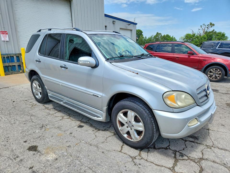 2005 Mercedes-benz Ml მანქანა იყიდება აუქციონზე, vin: 4JGAB57E85A566028, აუქციონის ნომერი: 60612116