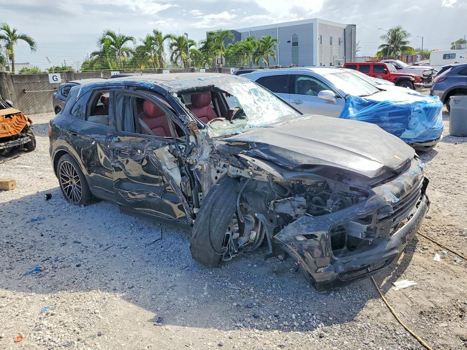 61340976 :رقم المزاد ، WP1AE2AY1PDA12004 vin ، 2023 Porsche Cayenne مزاد بيع