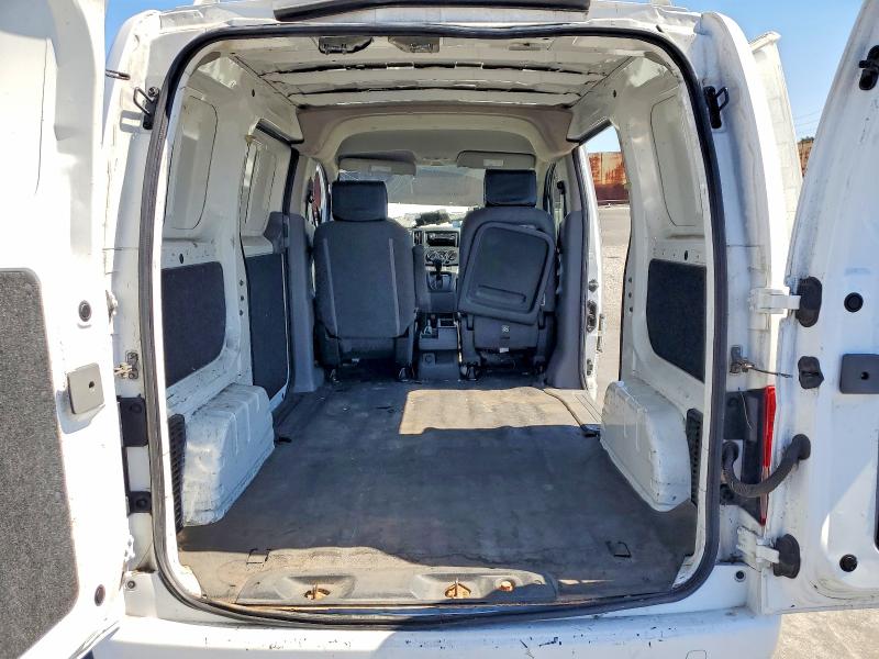 59644456 :رقم المزاد ، 3N6CM0KNXHK712642 vin ، 2017 Nissan Nv200 مزاد بيع