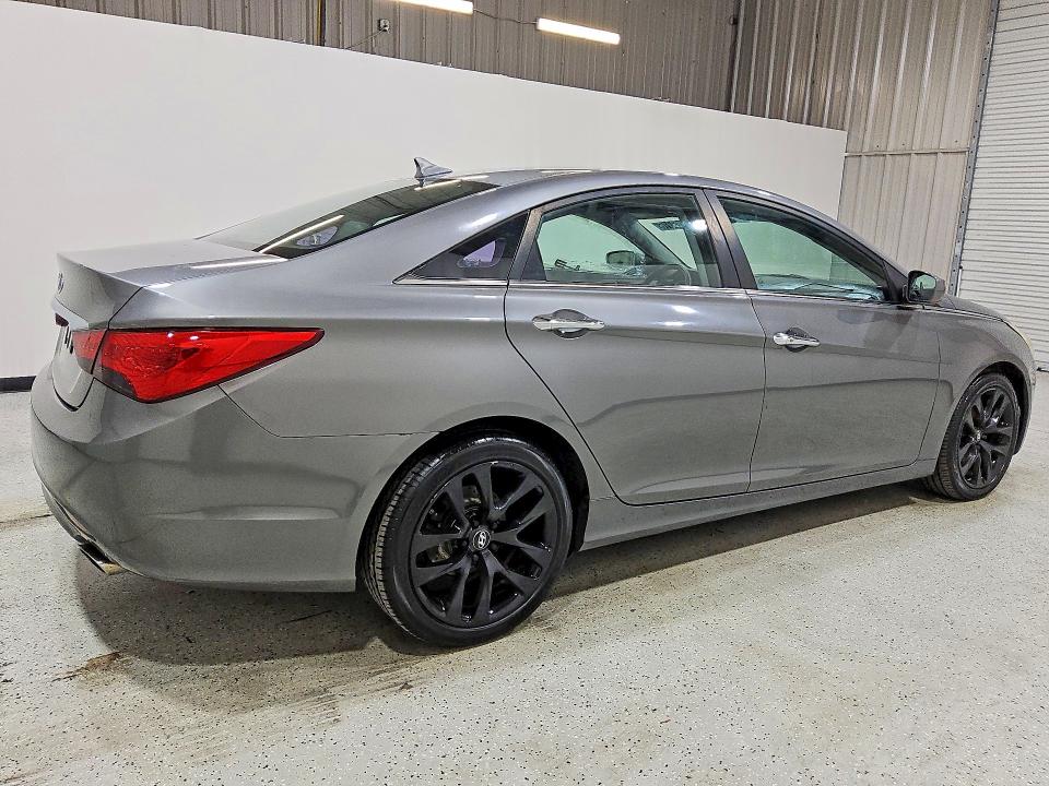 2011 Hyundai Sonata მანქანა იყიდება აუქციონზე, vin: 5NPEC4AC9BH070924, აუქციონის ნომერი: 61123316