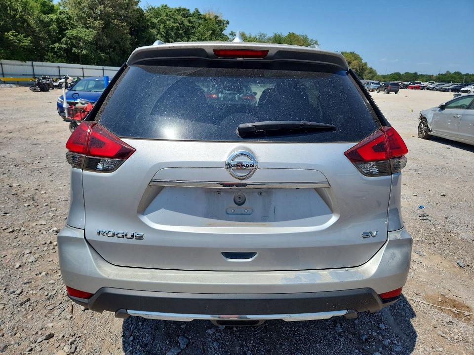 Продаж на аукціоні авто 2017 Nissan Rogue, vin: KNMAT2MT8HP564669, номер лоту: 63288266