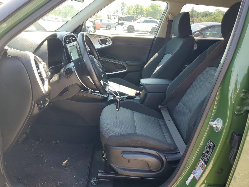 60620946 :رقم المزاد ، KNDJ23AUXM7138448 vin ، 2021 Kia Soul مزاد بيع