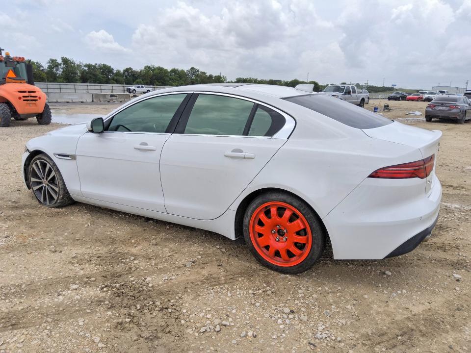 2020 Jaguar Xe მანქანა იყიდება აუქციონზე, vin: SAJAE4FX5LCP63606, აუქციონის ნომერი: 61226806