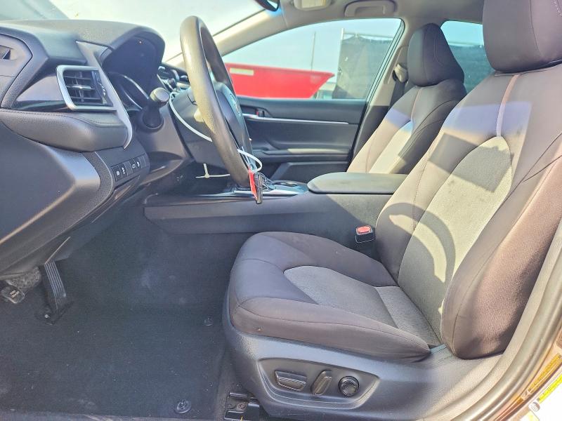 2018 Toyota Camry მანქანა იყიდება აუქციონზე, vin: 4T1B11HK4JU045627, აუქციონის ნომერი: 59913056