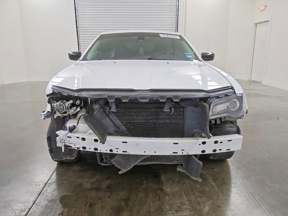 Продаж на аукціоні авто 2022 Chrysler 300, vin: 2C3CCAAG1NH107572, номер лоту: 55243326