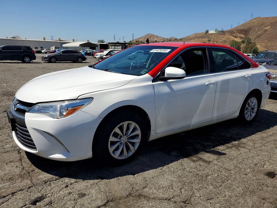 Aukcja sprzedaży 2015 Toyota Camry, vin: 4T4BF1FK4FR512630, numer aukcji: 61429266