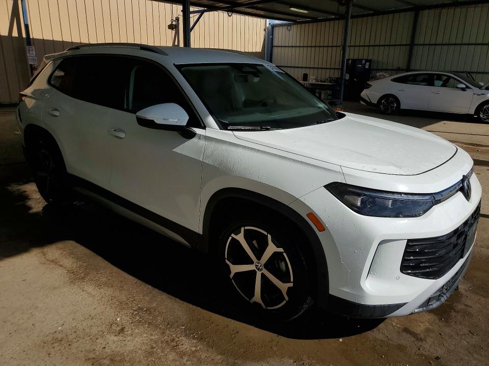 Продаж на аукціоні авто 2026 Volkswagen Tiguan, vin: 3VVFR7RM2TM081066, номер лоту: 61582716