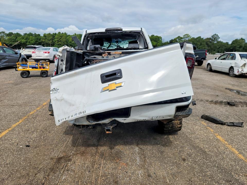 Продажа на аукционе авто 2018 Chevrolet Silverado, vin: 1GCRCREC0JZ358072, номер лота: 60492536