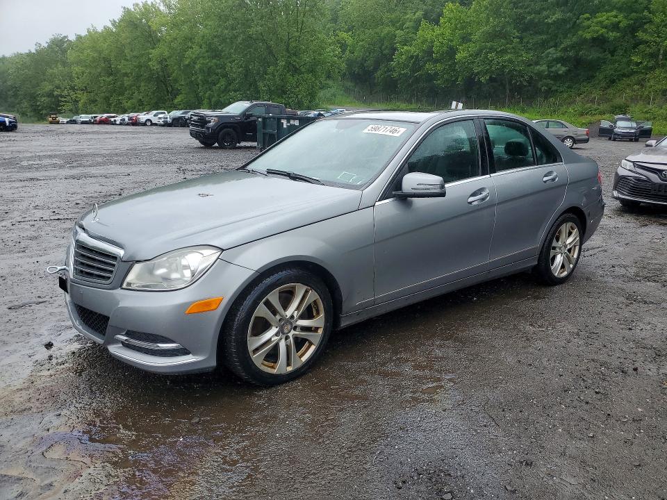 2014 Mercedes-benz C მანქანა იყიდება აუქციონზე, vin: WDDGF8AB9EG193037, აუქციონის ნომერი: 59871746