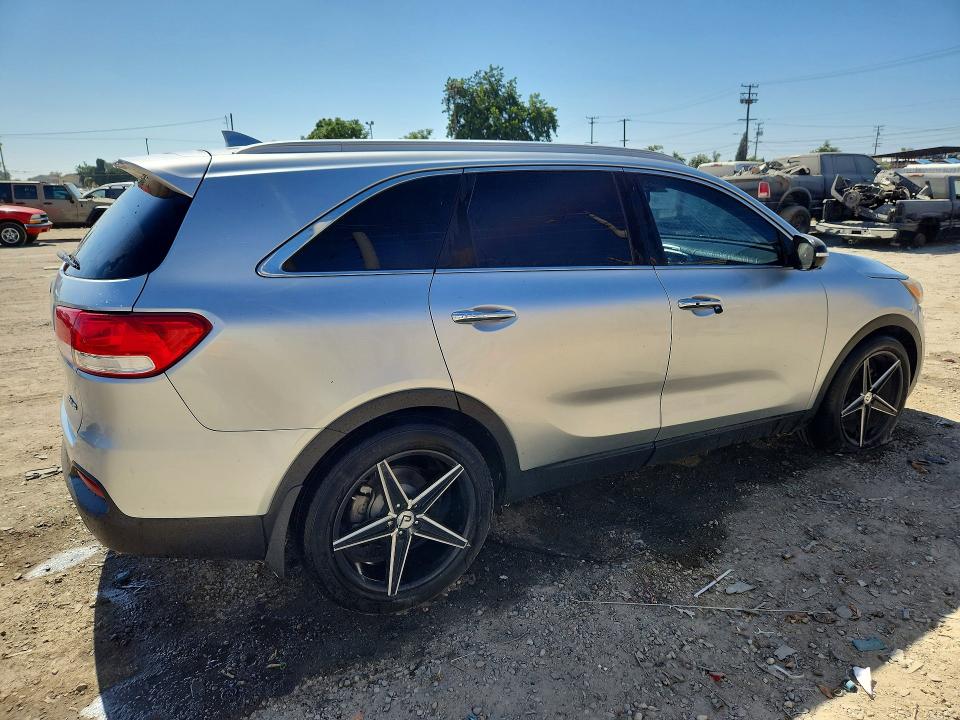 2016 Kia Sorento მანქანა იყიდება აუქციონზე, vin: 5XYPH4A52GG072766, აუქციონის ნომერი: 63307456