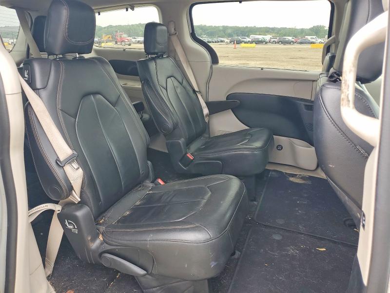 Auction sale of the 2017 Chrysler Pacifica, vin: 2C4RC1BG9HR584205, lot number: 62417046