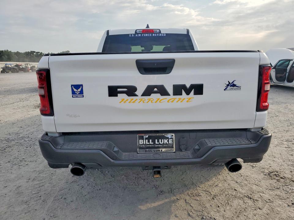 Продажа на аукционе авто 2026 Ram 1500, vin: 1C6RRENP3TN271956, номер лота: 62325316