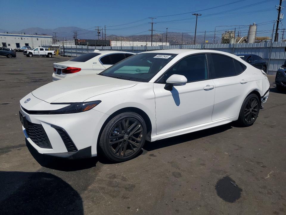2026 Toyota Camry მანქანა იყიდება აუქციონზე, vin: 4T1DAACK0TU728007, აუქციონის ნომერი: 60887546
