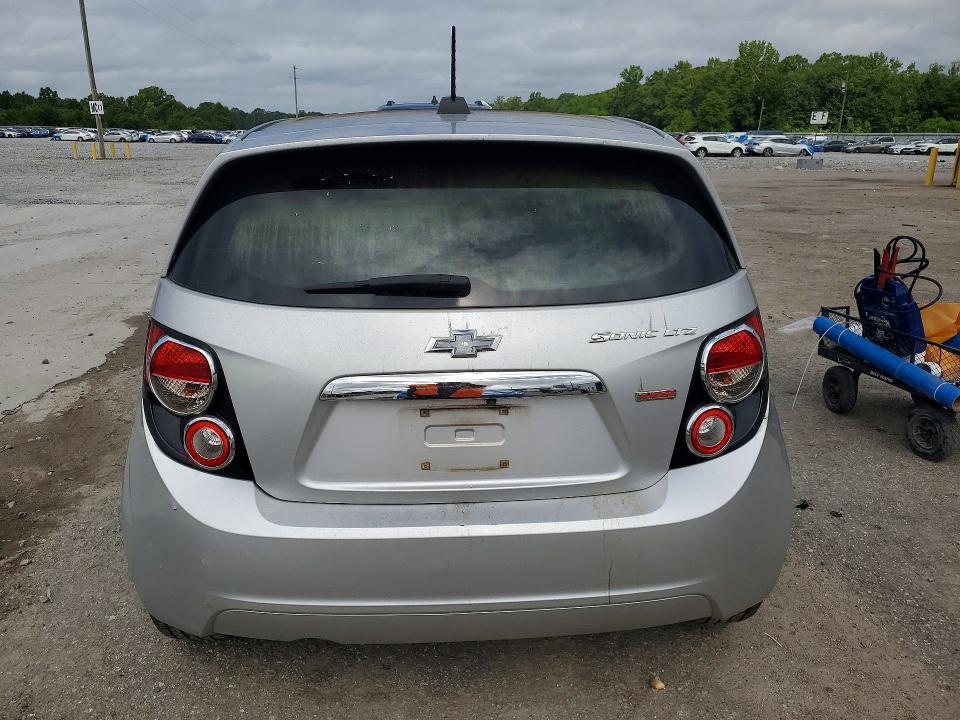 Продажа на аукционе авто 2016 Chevrolet Sonic, vin: 1G1JE6SB6G4142890, номер лота: 61864906