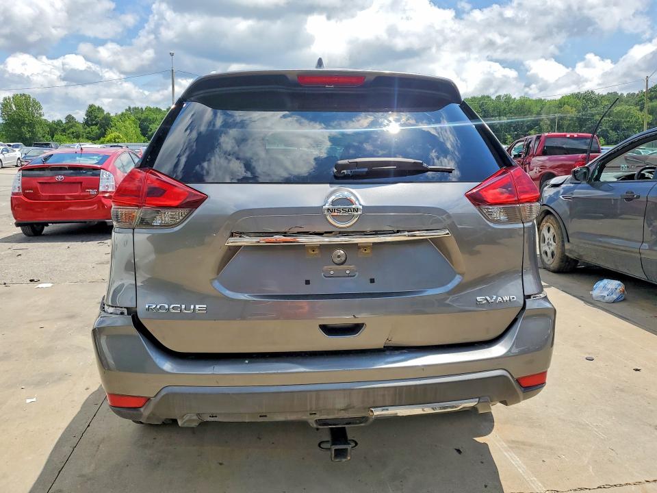 60565966 :رقم المزاد ، KNMAT2MV2HP578195 vin ، 2017 Nissan Rogue مزاد بيع