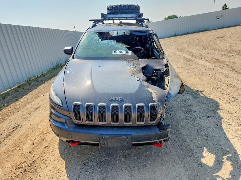 62996826 :رقم المزاد ، 1C4PJMBS6EW240112 vin ، 2014 Jeep Cherokee مزاد بيع