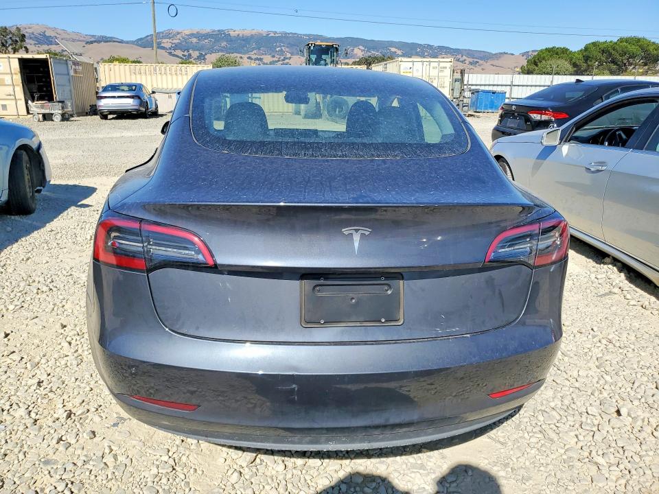 Продаж на аукціоні авто 2023 Tesla Model 3, vin: 5YJ3E1EA2PF584161, номер лоту: 61234286