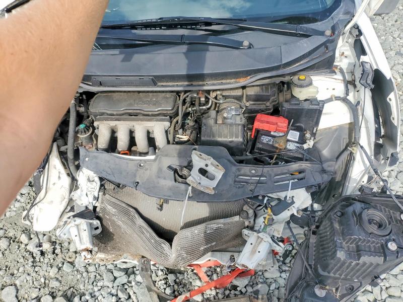 60811656 :رقم المزاد ، JHMGE8H36DC061613 vin ، 2013 Honda Fit مزاد بيع