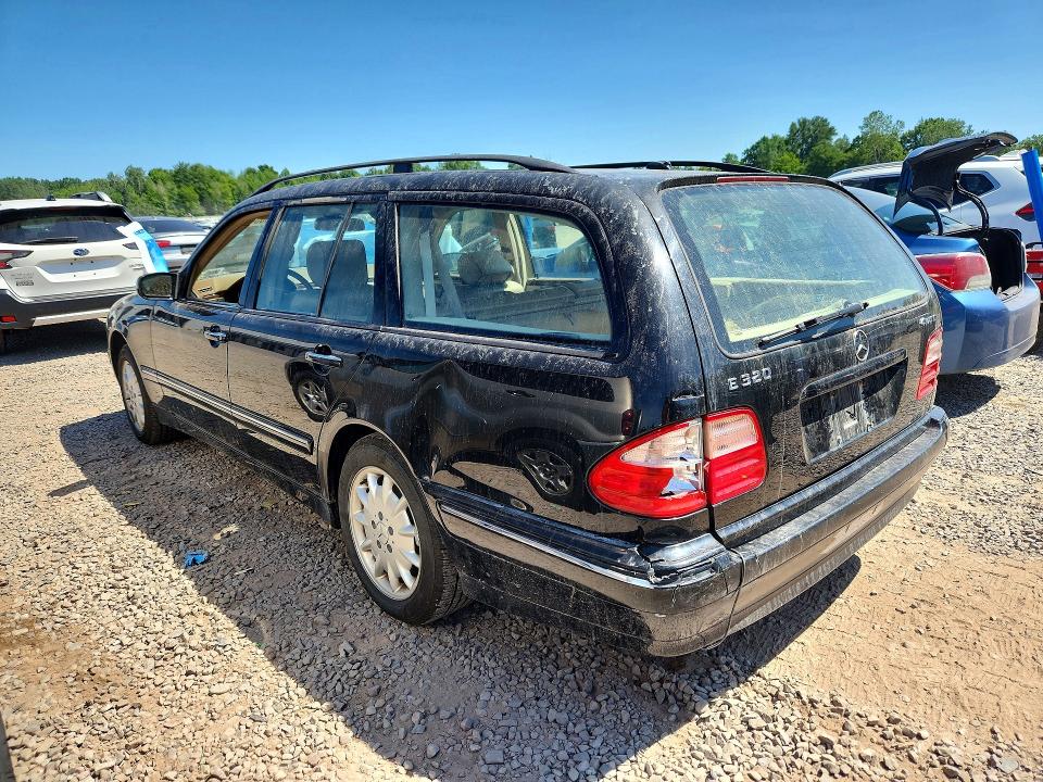 2002 Mercedes-benz E მანქანა იყიდება აუქციონზე, vin: WDBJH82J72X083095, აუქციონის ნომერი: 61303426