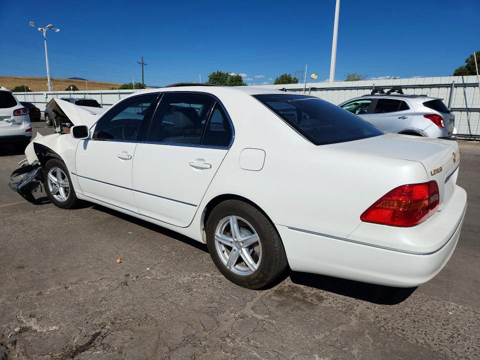 61702956 :رقم المزاد ، JTHBN30F420079934 vin ، 2002 Lexus Ls مزاد بيع