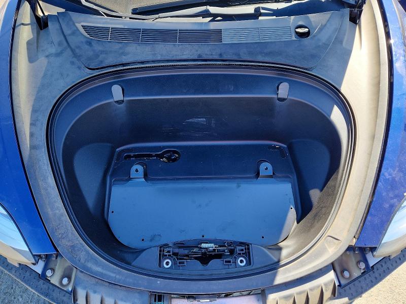 Продажа на аукционе авто 2018 Tesla Model 3, vin: 5YJ3E1EBXJF080716, номер лота: 62996336