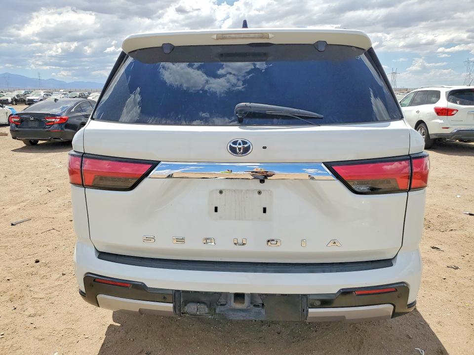 2023 Toyota Sequoia მანქანა იყიდება აუქციონზე, vin: 7SVAAABA8PX010229, აუქციონის ნომერი: 60947406