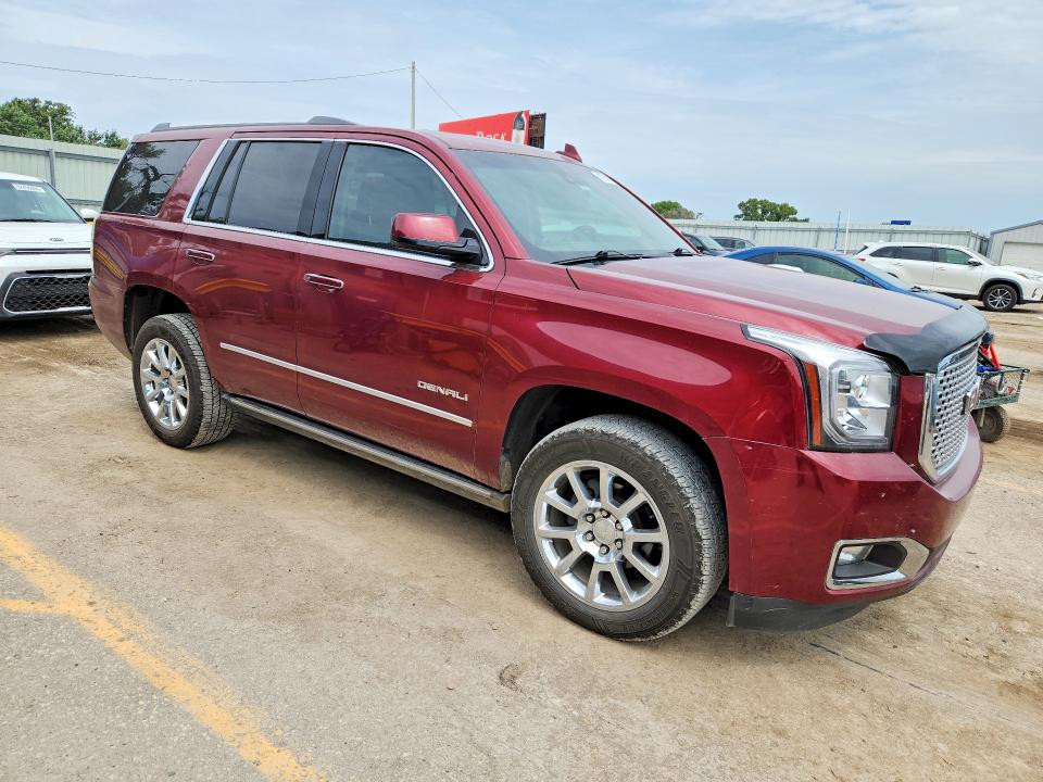 61756626 :رقم المزاد ، 1GKS2CKJ9HR240637 vin ، 2017 Gmc Yukon مزاد بيع