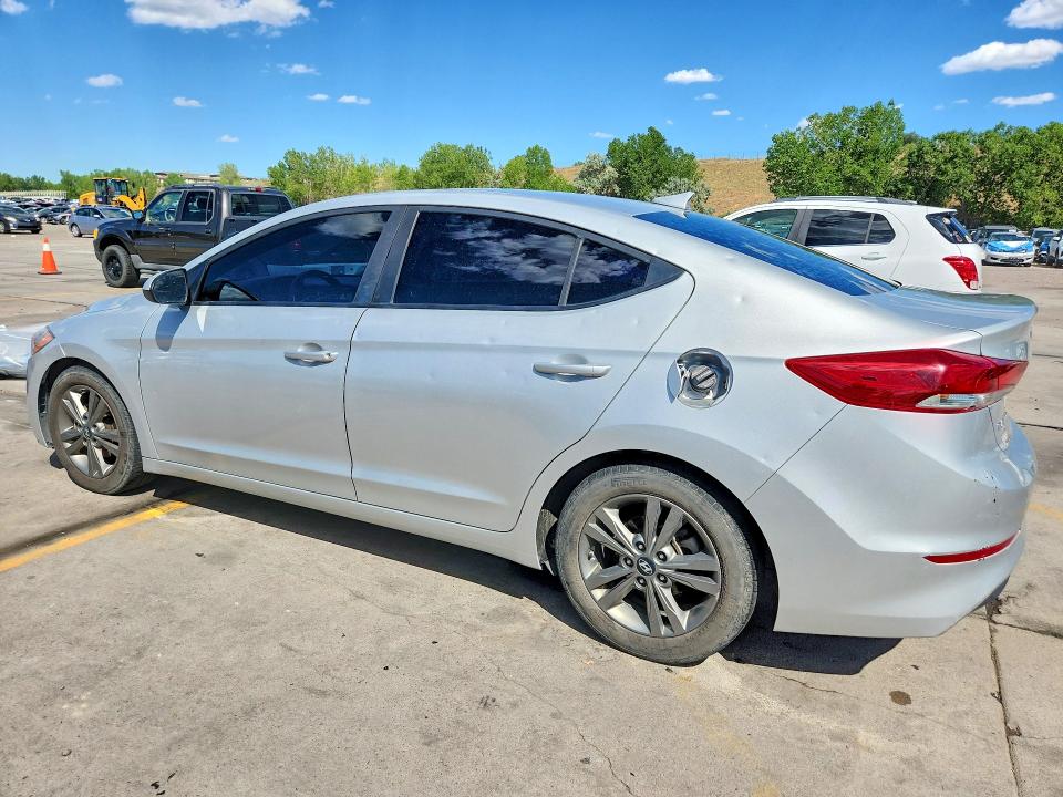 Продаж на аукціоні авто 2018 Hyundai Elantra, vin: 5NPD84LF1JH245623, номер лоту: 60812176