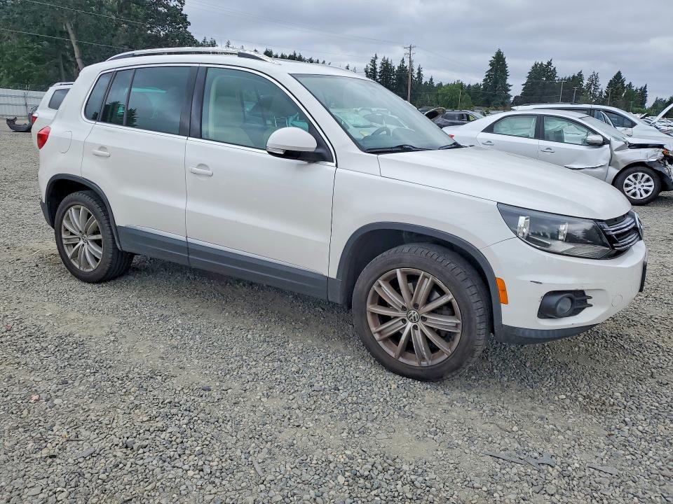 59305006 :رقم المزاد ، WVGBV7AX8CW581906 vin ، 2012 Volkswagen Tiguan مزاد بيع