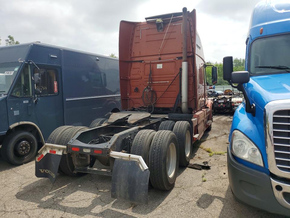 Продажа на аукционе авто 2013 Volvo Vnl, vin: 4V4NC9EG9DN560328, номер лота: 60667616