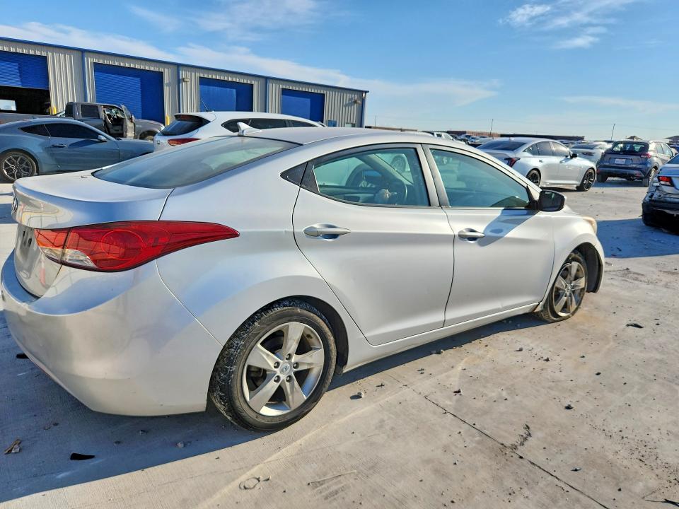 2011 Hyundai Elantra მანქანა იყიდება აუქციონზე, vin: KMHDH4AE3BU153281, აუქციონის ნომერი: 59973616