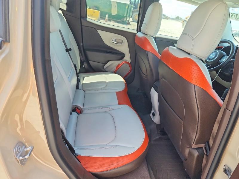 2015 Jeep Renegade მანქანა იყიდება აუქციონზე, vin: ZACCJBDT8FPB34221, აუქციონის ნომერი: 61740076